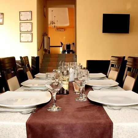 Πανσιόν Pensiunea 3*